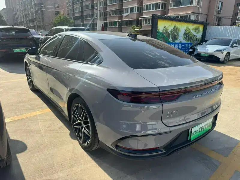 Han EV 2025 Smart Driving Edition 605KM Deluxe Model — миниатюра 4