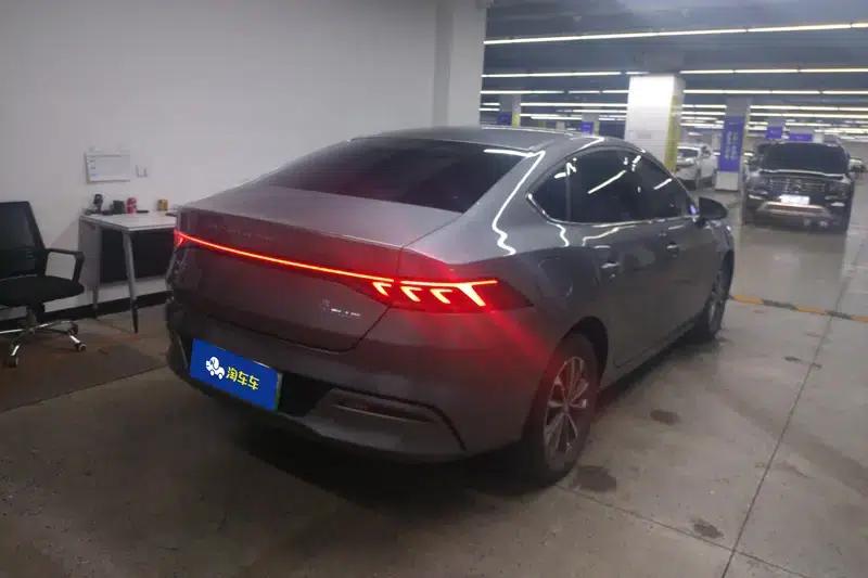 Qin PLUS DM 2024 Glory Edition DM-i 55KM Leading Model — миниатюра 3
