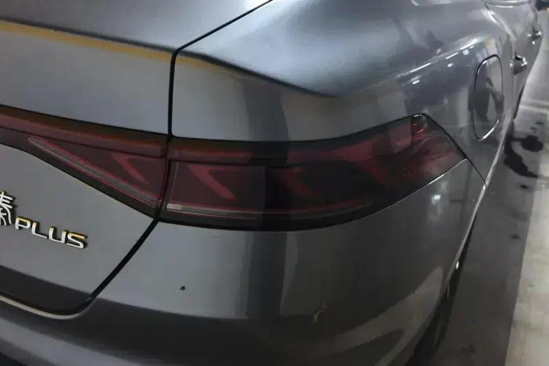 Qin PLUS DM 2024 Glory Edition DM-i 55KM Leading Model — миниатюра 9