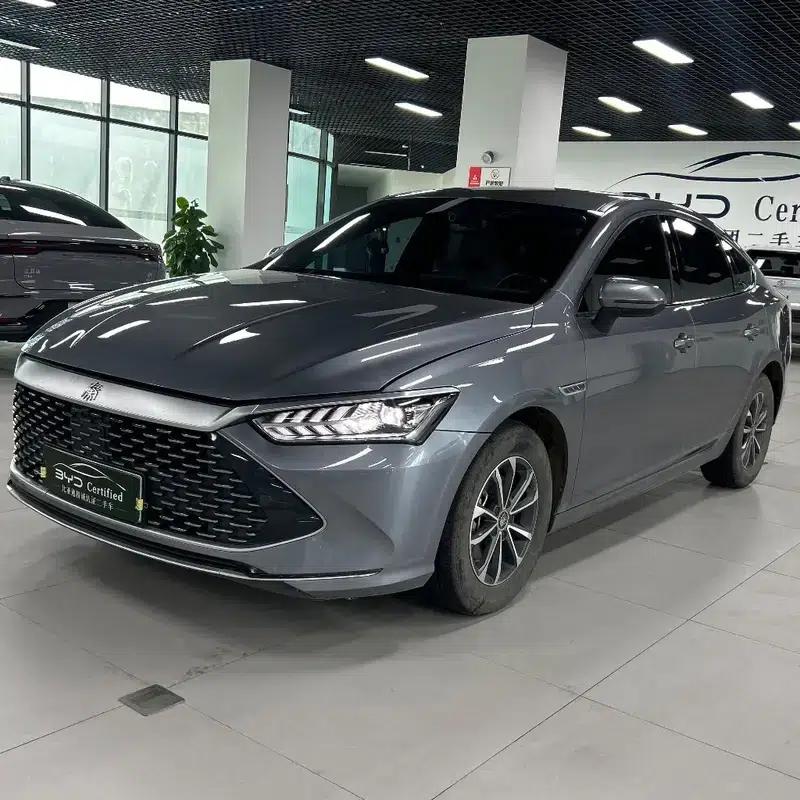 Qin PLUS DM 2024 Glory Edition DM-i 55KM Leading Model — миниатюра 1