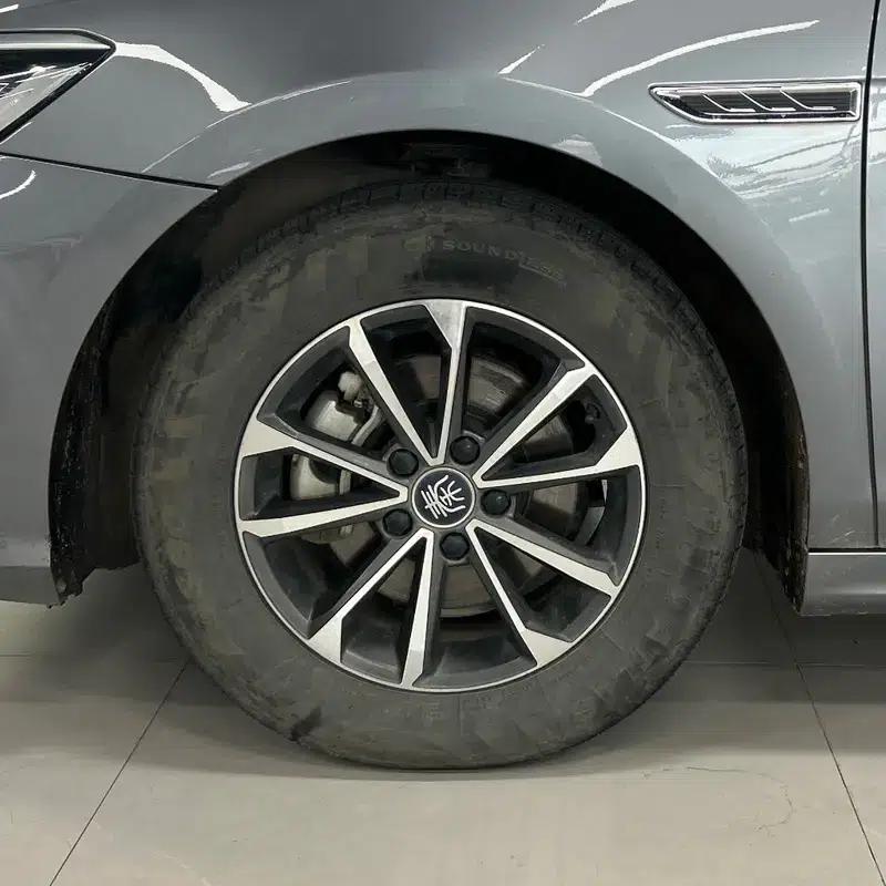 Qin PLUS DM 2024 Glory Edition DM-i 55KM Leading Model — миниатюра 5