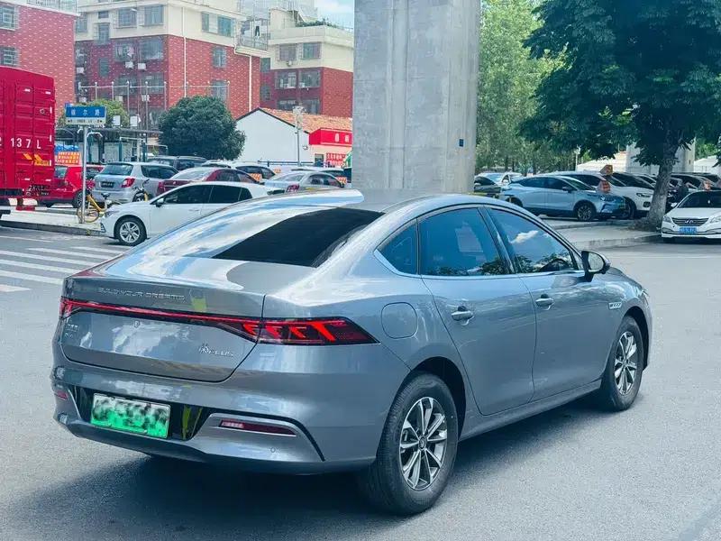 Qin PLUS DM 2023 DM-i Champion Edition 55KM Leading Model — миниатюра 6