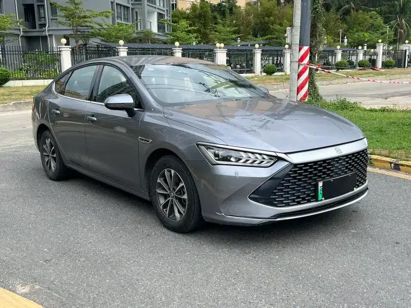 Qin PLUS DM 2024 Glory Edition DM-i 55KM Leading Model — миниатюра 3