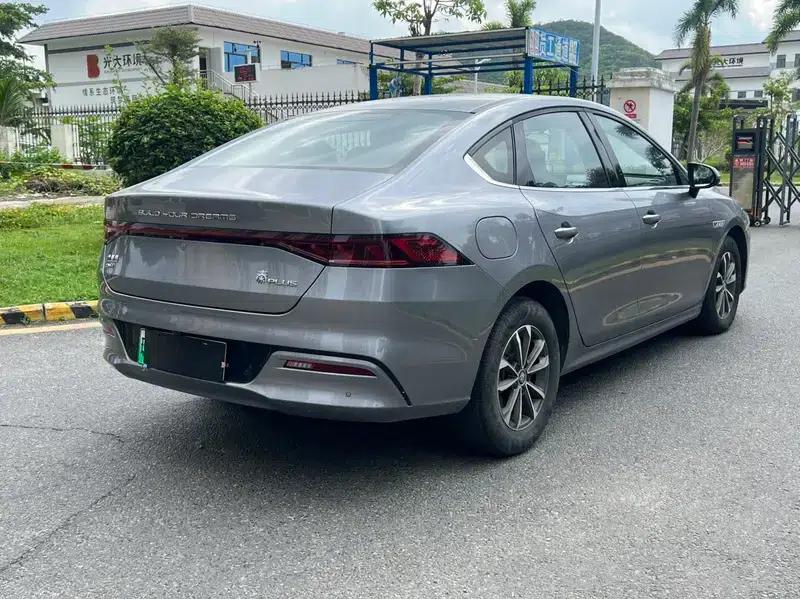 Qin PLUS DM 2024 Glory Edition DM-i 55KM Leading Model — миниатюра 6