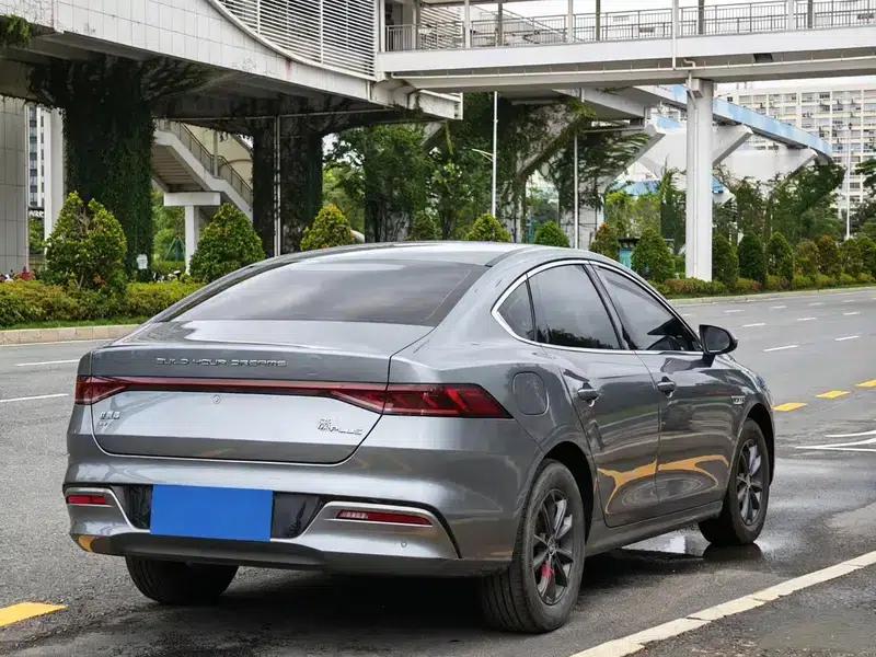Qin PLUS EV 2023 510KM Travel Edition — миниатюра 6