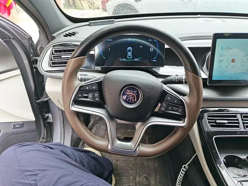 Qin PLUS EV 2024 Glory Edition 420KM Superior Model — миниатюра 11