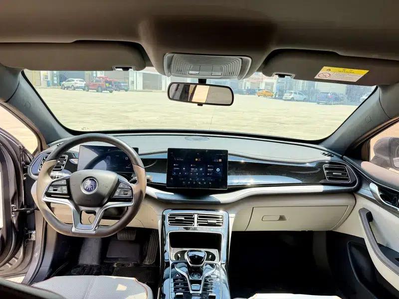 Qin PLUS EV 2023 Champion Edition 510KM Leading Model — миниатюра 7