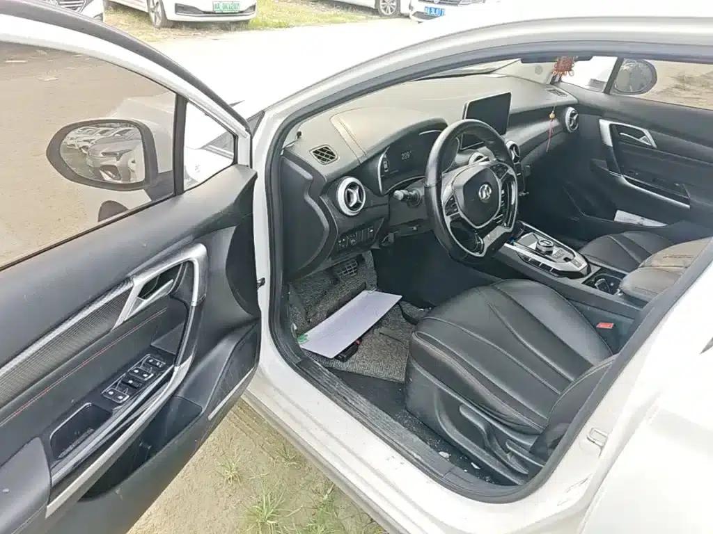 Beijing EU5 2019 R500 Smart Wind Edition — миниатюра 16
