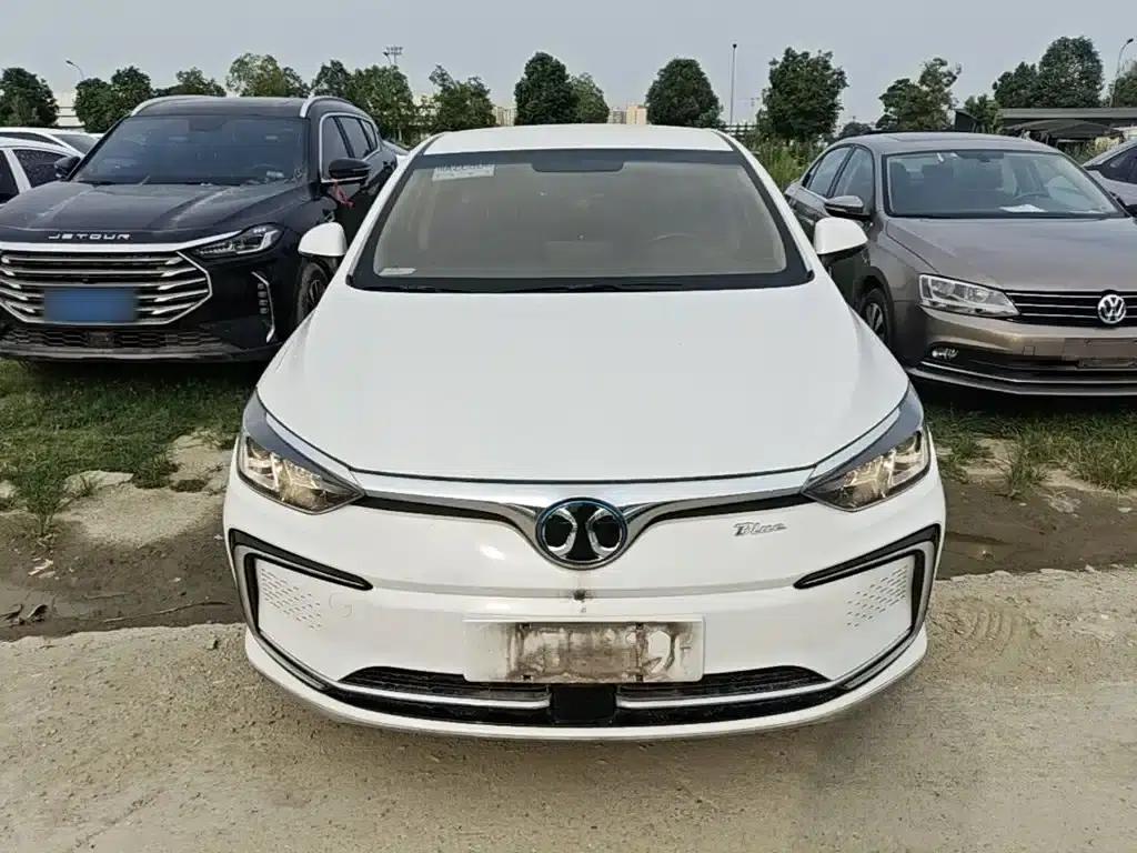 Beijing EU5 2019 R500 Smart Wind Edition — миниатюра 3