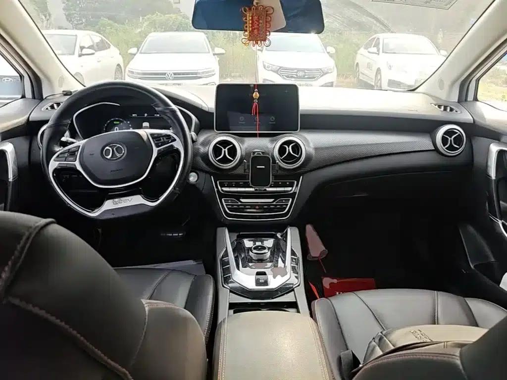 Beijing EU5 2019 R500 Smart Wind Edition — миниатюра 10