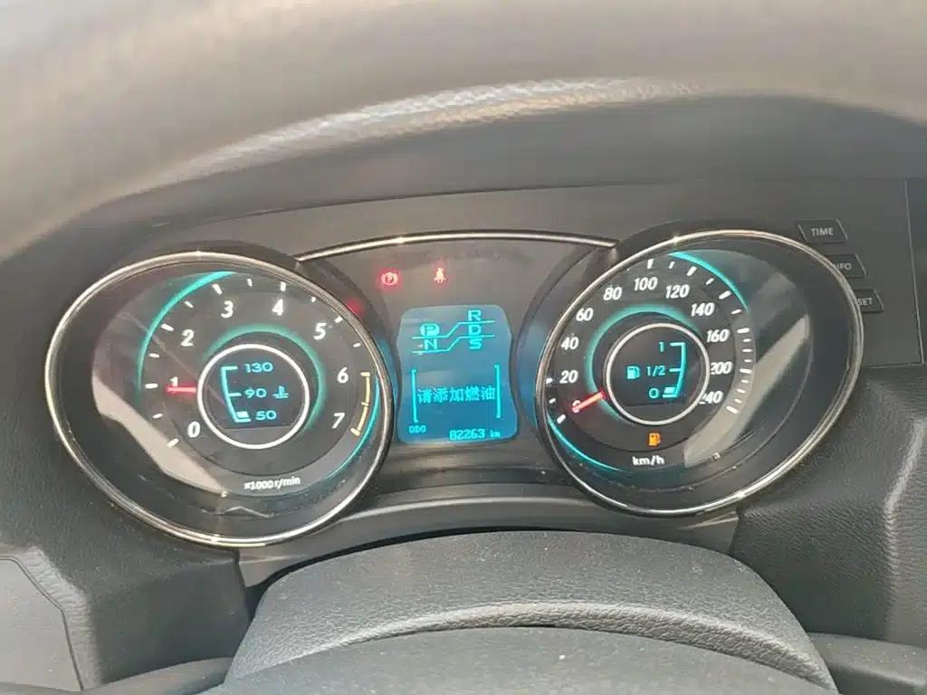 2015 Senova D50 1.5L CVT Standard Value Navigation Edition — миниатюра 12