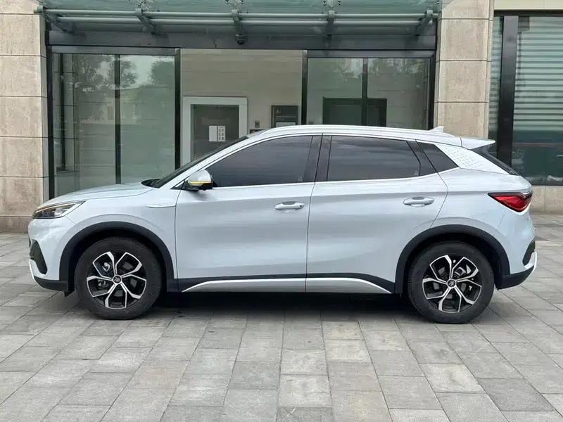 Yuan Plus 2022 430KM Premium — миниатюра 3