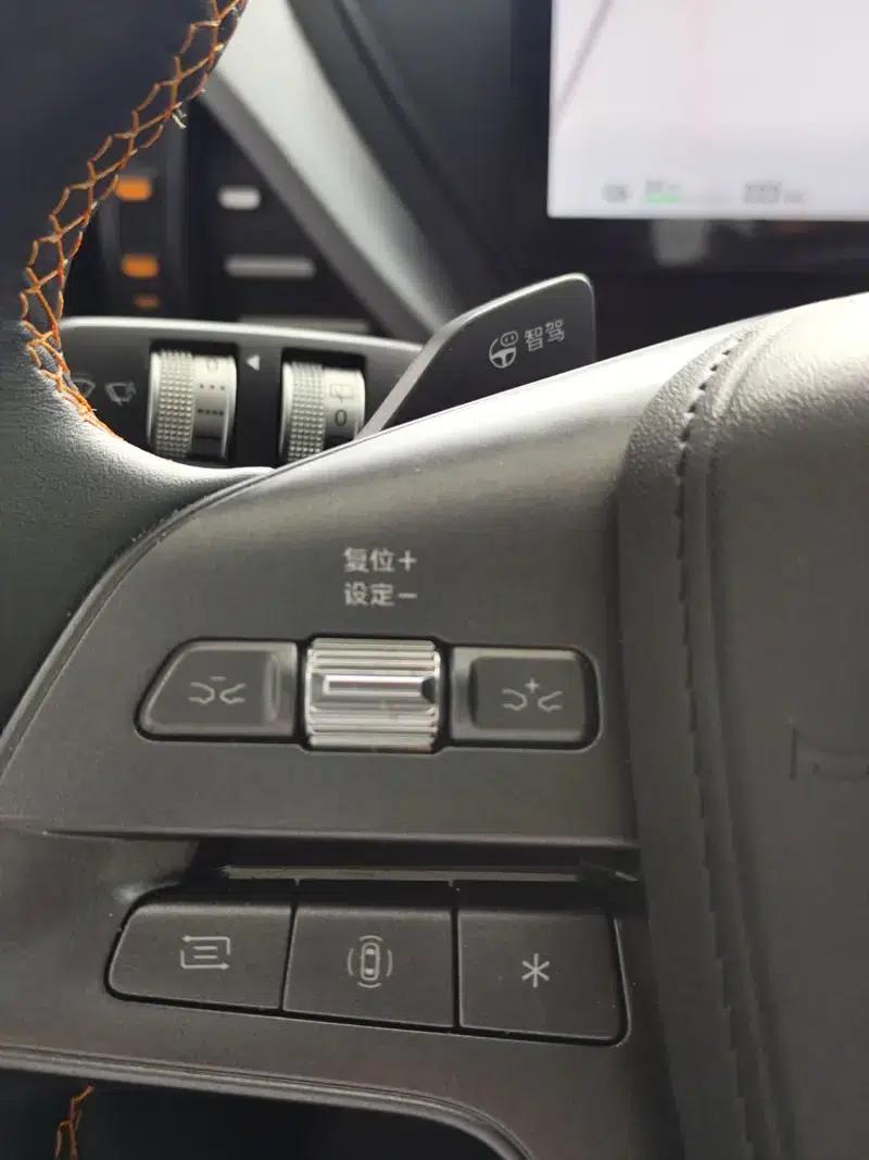Yuan PLUS 2025 Intelligent Driving Edition 510KM Superior Model — миниатюра 8