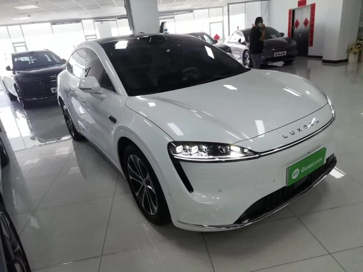 Hima Luxeed R7 2024 All-Electric 802 km Max — миниатюра 3