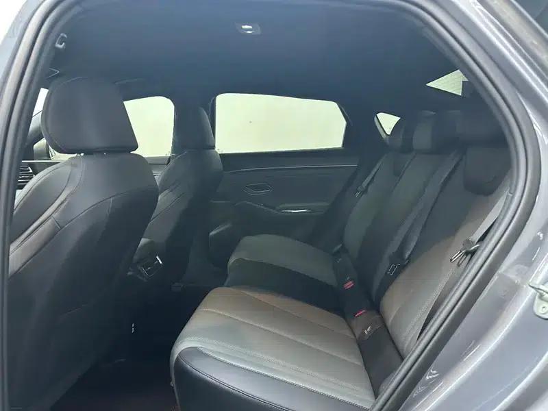 Qin L DM 2025 Smart Driving Edition DM-i 80KM Leading Model — миниатюра 15