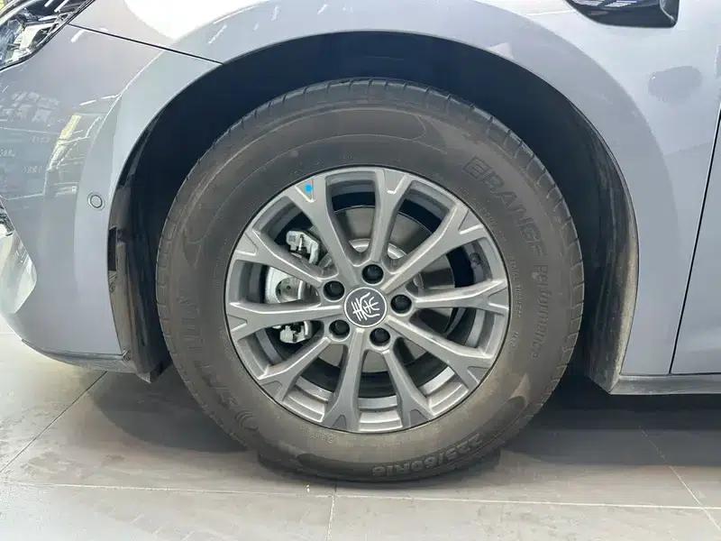 Qin L DM 2025 Smart Driving Edition DM-i 80KM Leading Model — миниатюра 7