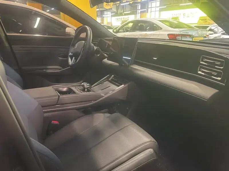 Qin L DM 2025 Smart Driving Edition DM-i 80KM Leading Model — миниатюра 5