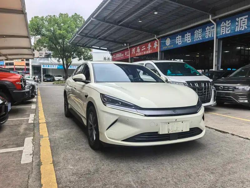 Qin L EV 2025 470KM Leading Edition — миниатюра 3