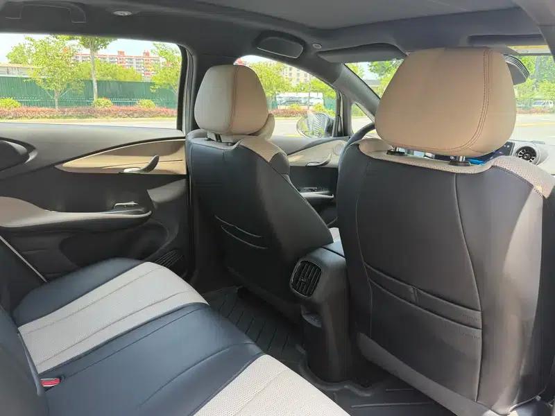 Dolphin 2025 Smart Driving Edition 410KM Fashion Edition — миниатюра 12