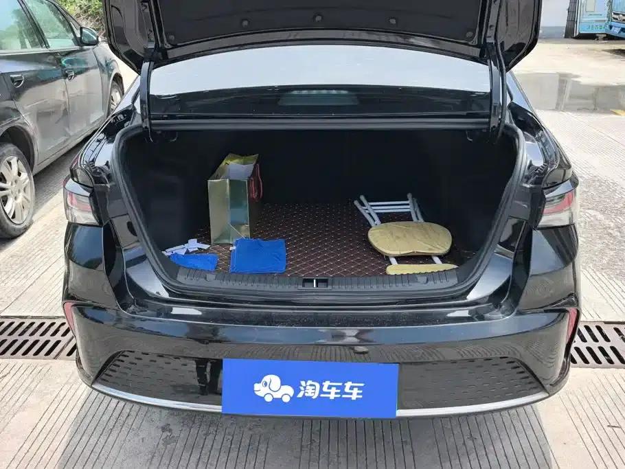 Beijing EU5 PLUS 2021 R500 Premium Edition — миниатюра 4