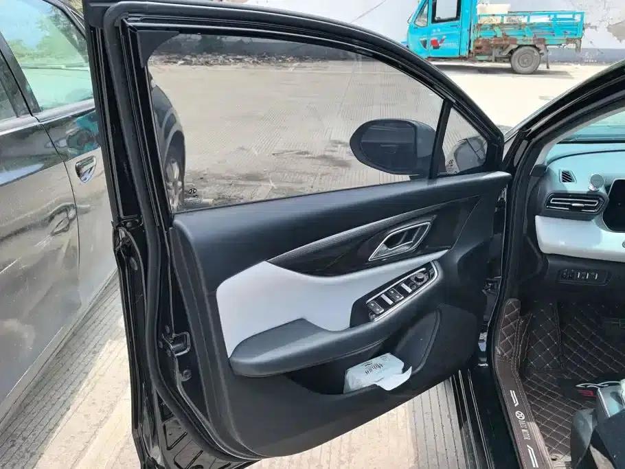 Beijing EU5 PLUS 2021 R500 Premium Edition — миниатюра 7