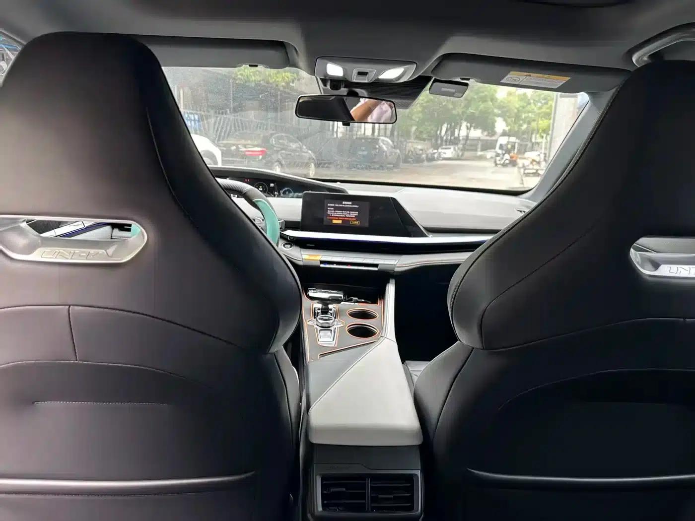 Changan UNI-V 2022 1.5T Sport Edition — миниатюра 6