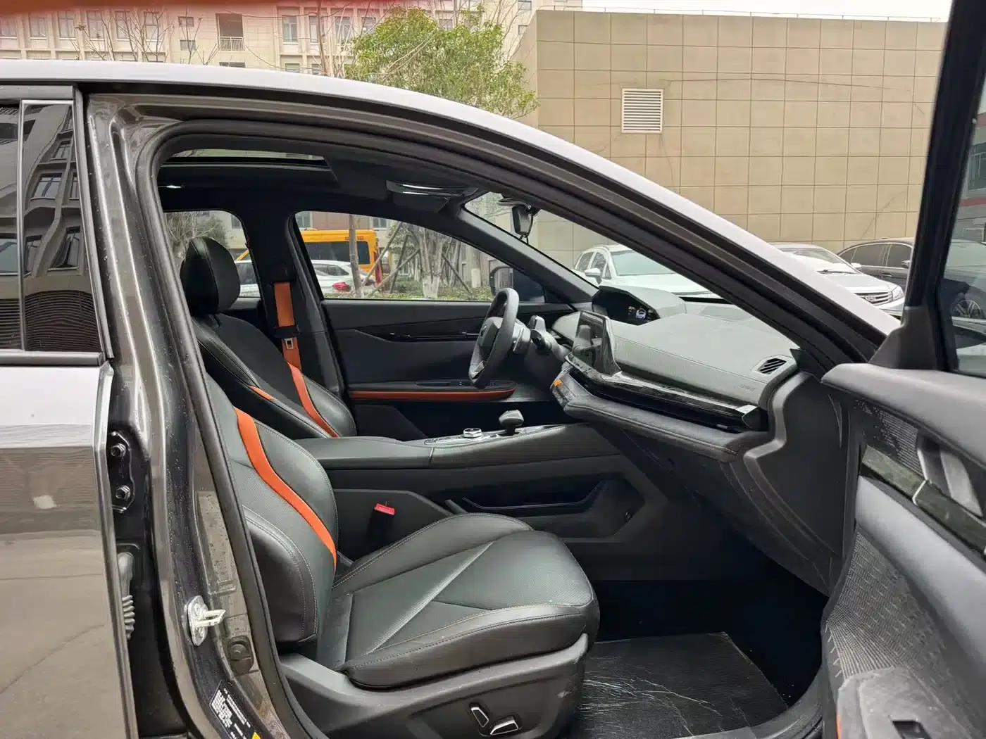 Changan UNI-V 2022 1.5T Sport Edition — миниатюра 8