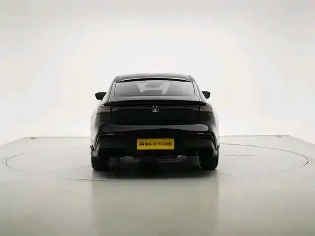 Changan UNI-V 2025 1.5T 500Bar Black Warrior Edition — миниатюра 5