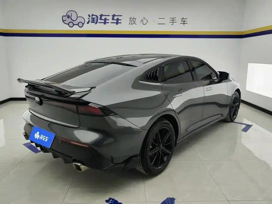 Changan UNI-V 2024 1.5T High-Performance Edition — миниатюра 3