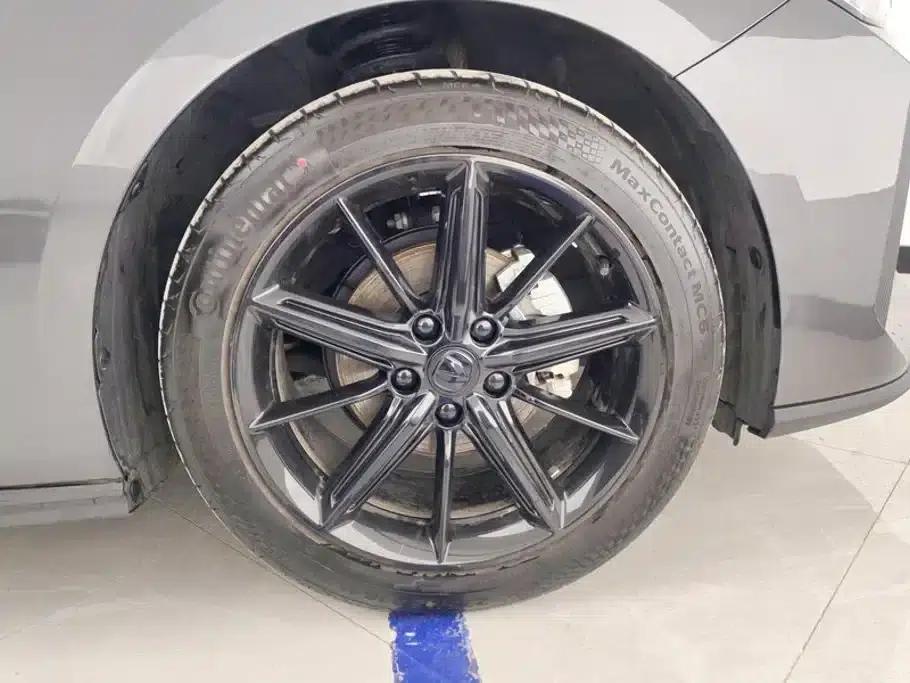 Changan UNI-V 2024 1.5T High-Performance Edition — миниатюра 6
