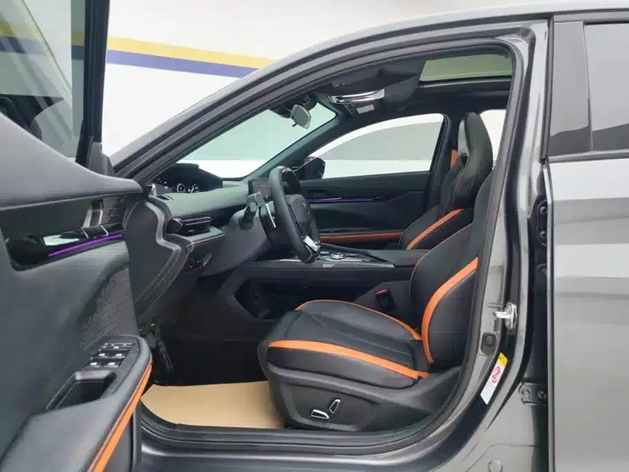 Changan UNI-V 2024 1.5T High-Performance Edition — миниатюра 9