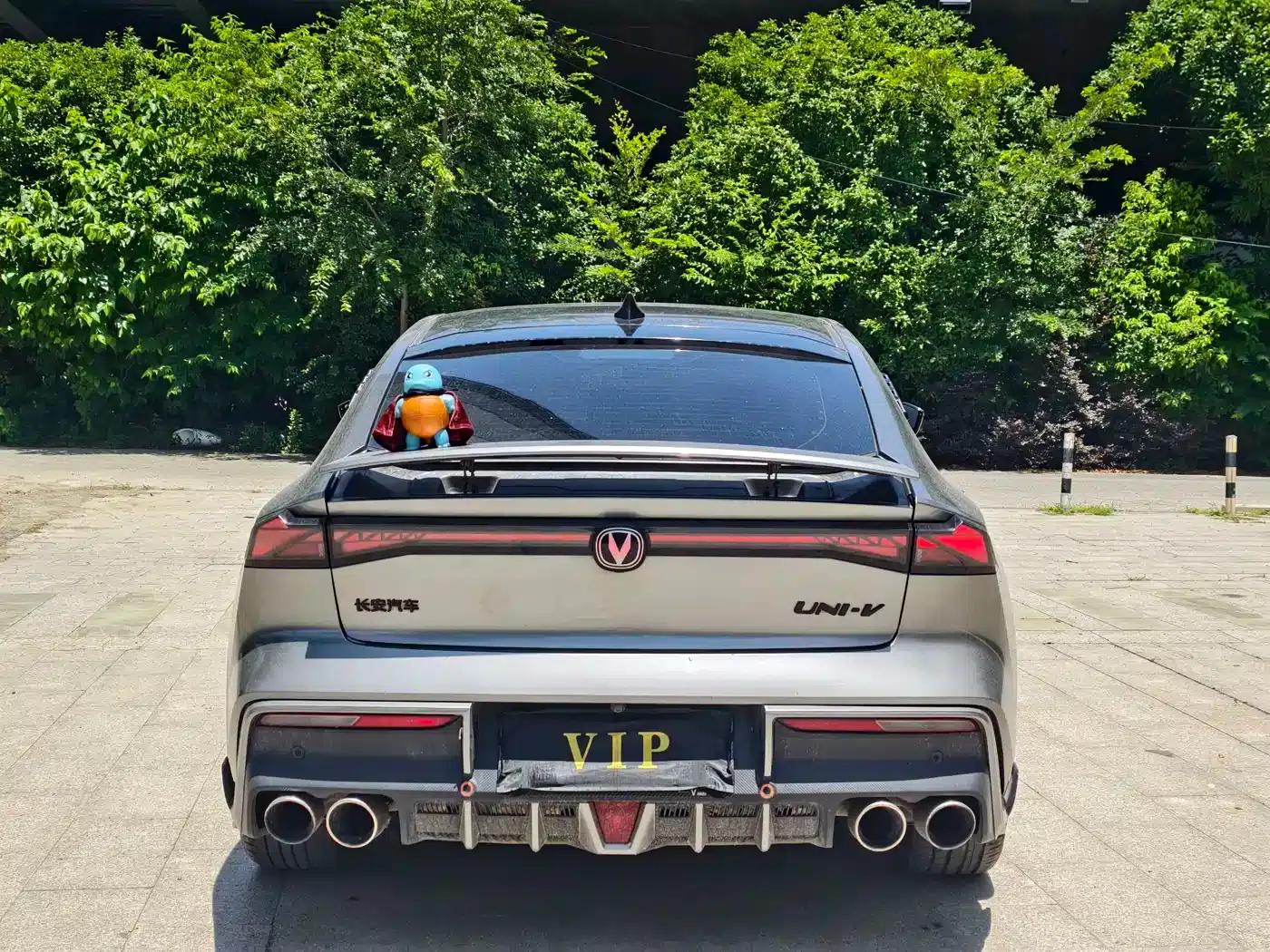 Changan UNI-V 2023 2.0T Speed Edition — миниатюра 6