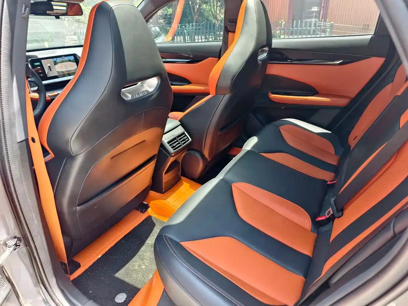 Changan UNI-V 2023 2.0T Speed Edition — миниатюра 9