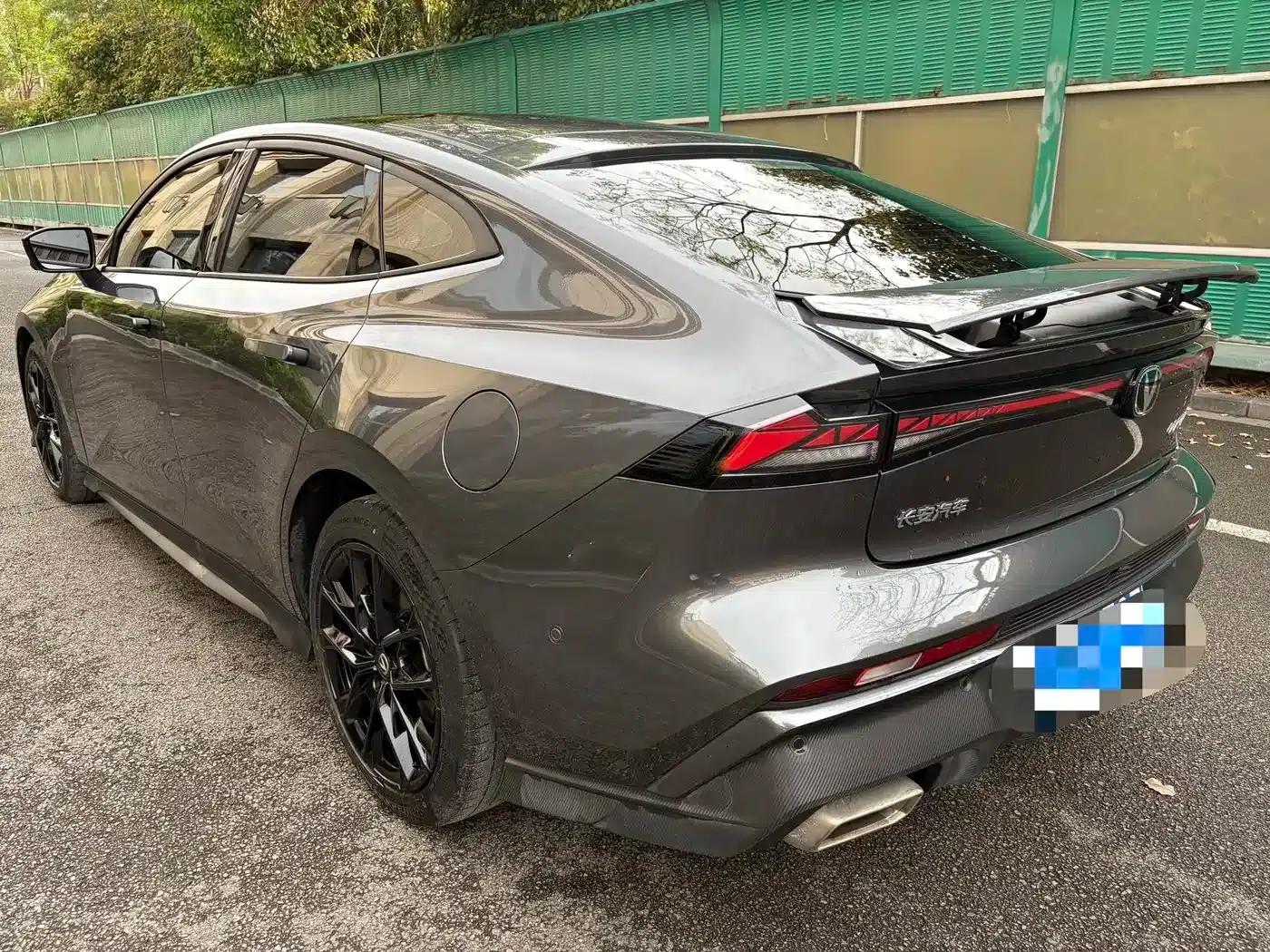 Changan UNI-V 2024 1.5T Premium Edition — миниатюра 3