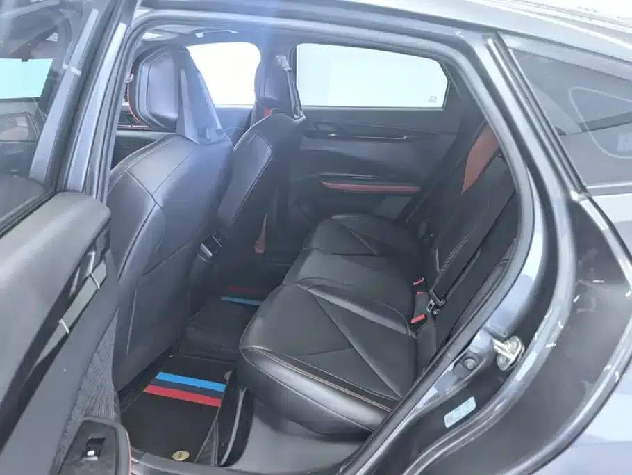 Changan UNI-V 2022 1.5T Premium Edition — миниатюра 11