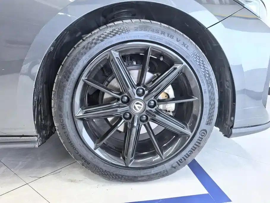 Changan UNI-V 2022 1.5T Premium Edition — миниатюра 6