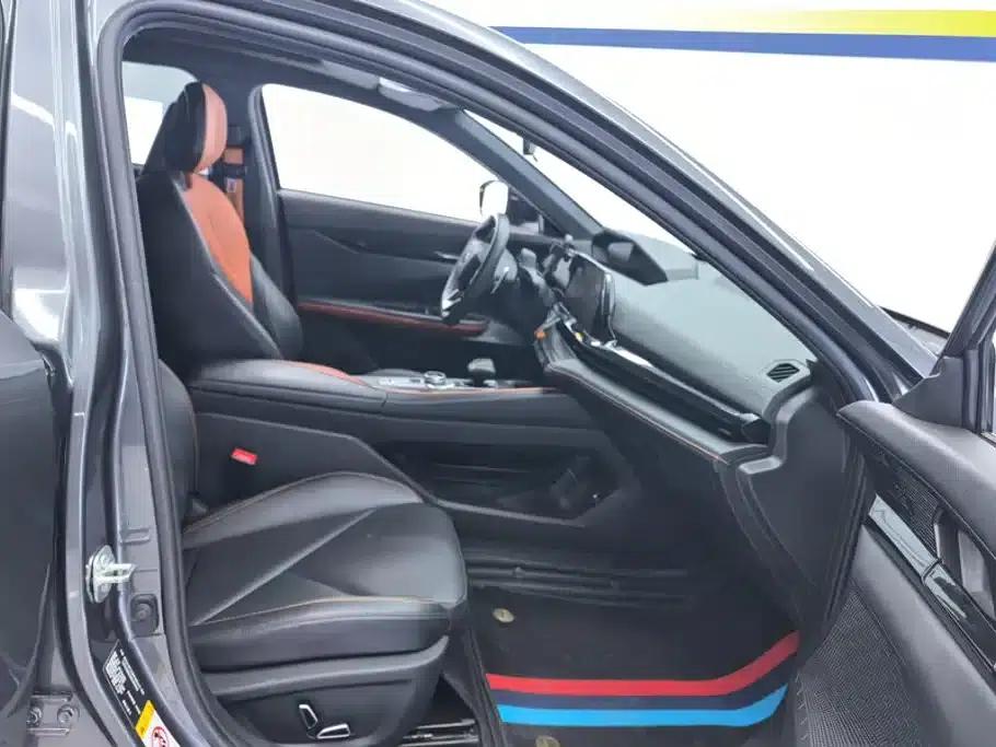 Changan UNI-V 2022 1.5T Premium Edition — миниатюра 8