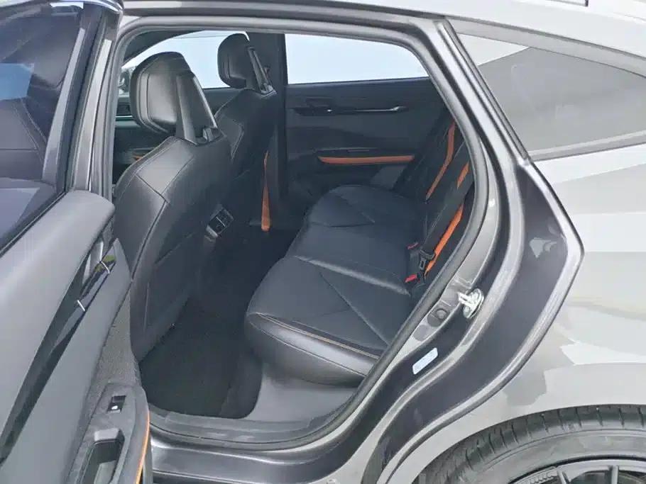 Changan UNI-V 2022 1.5T Sport Edition — миниатюра 11