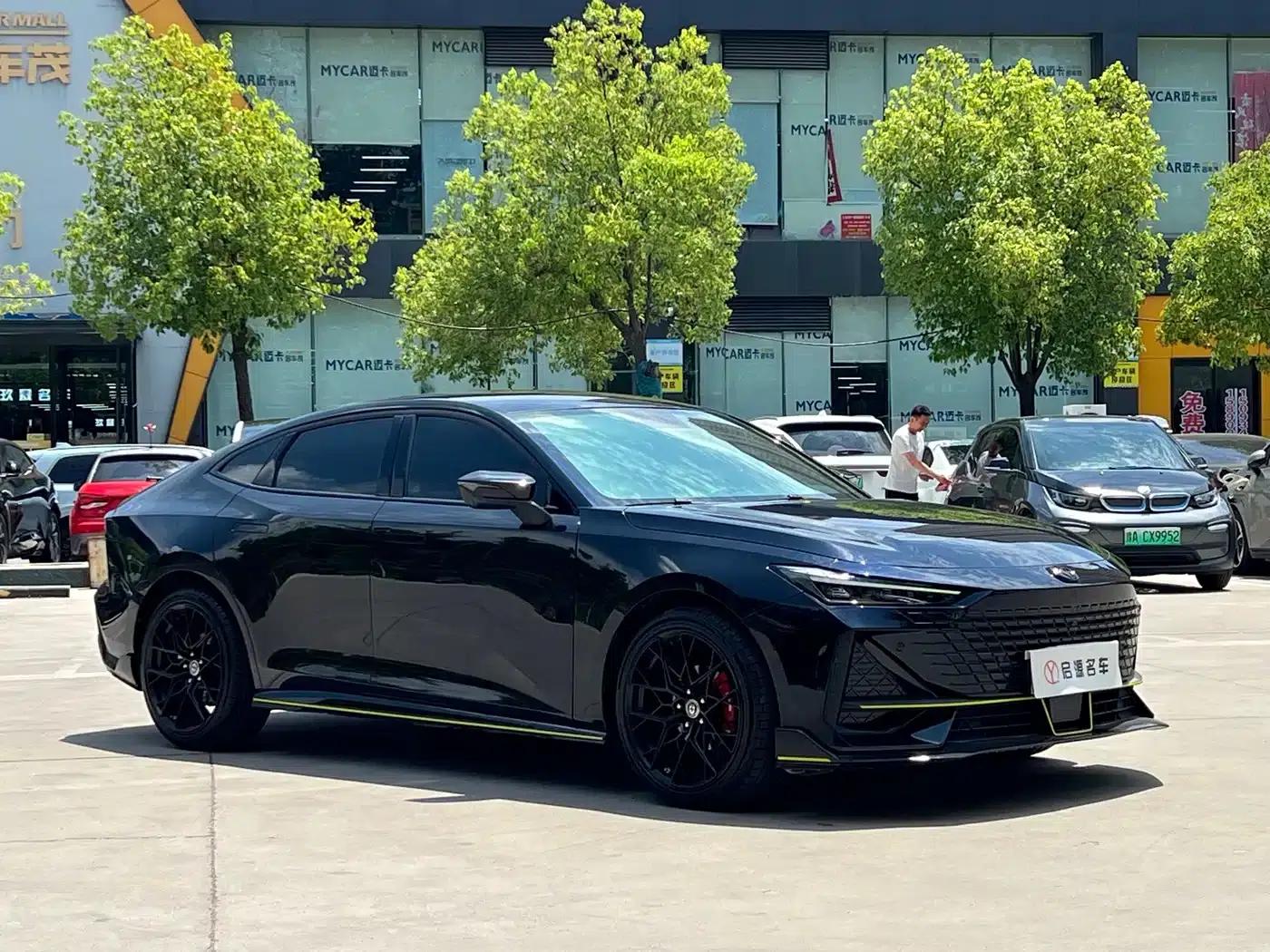 Changan UNI-V 2022 1.5T Sport Edition — миниатюра 3