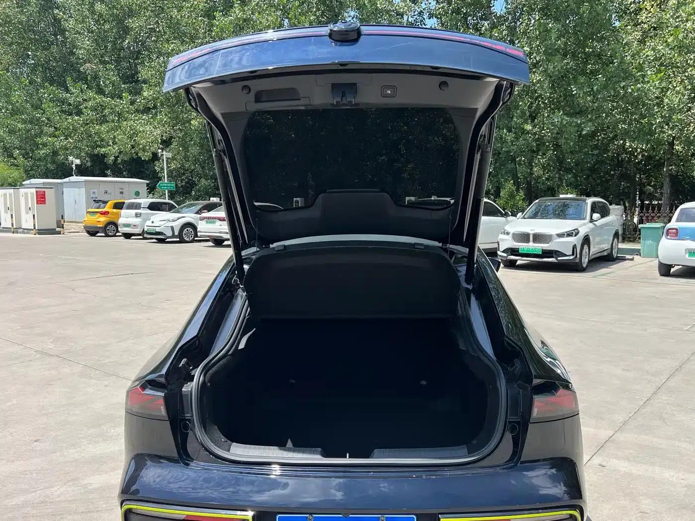 Changan UNI-V 2022 1.5T Sport Edition — миниатюра 7