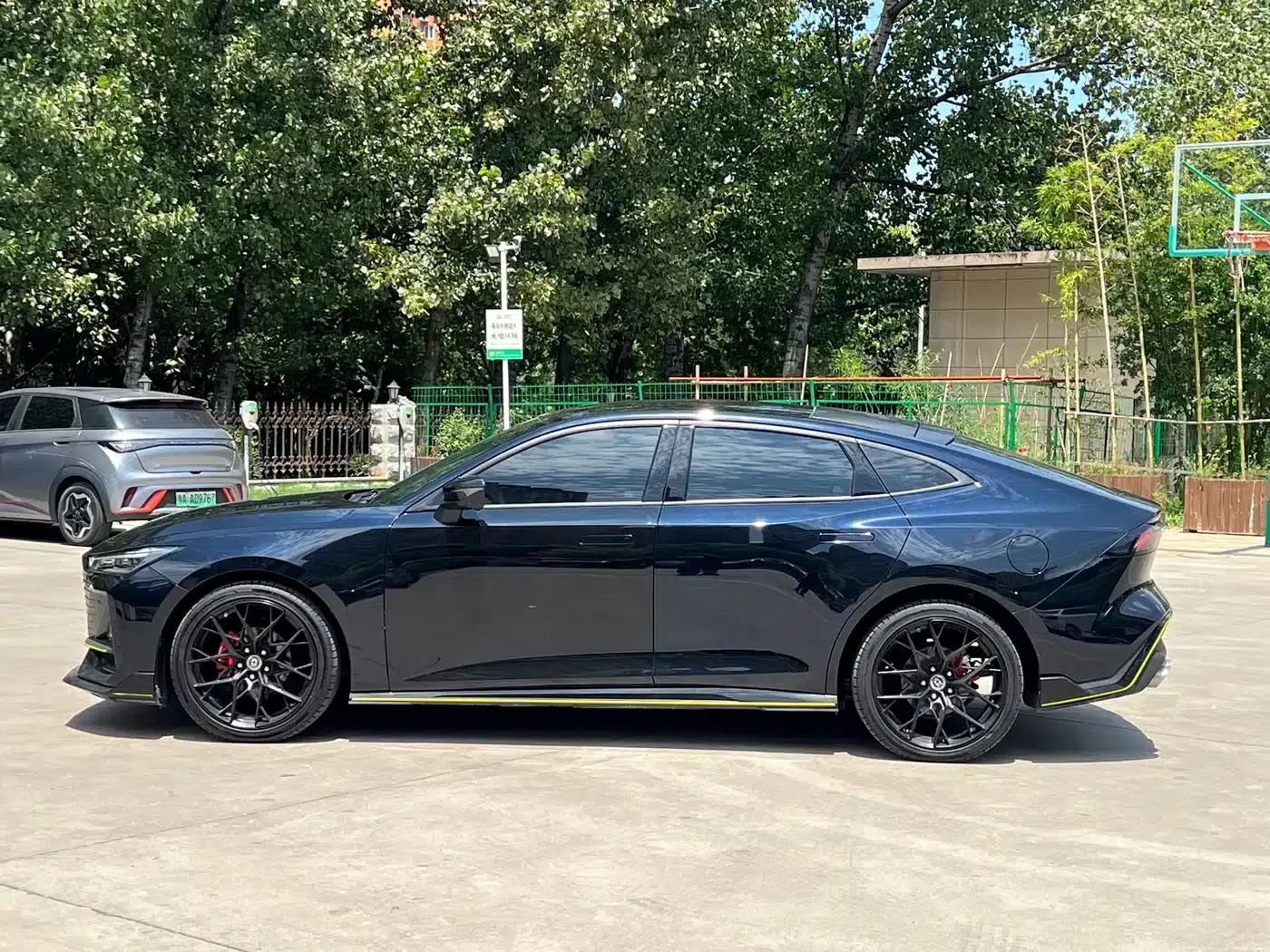 Changan UNI-V 2022 1.5T Sport Edition — миниатюра 8