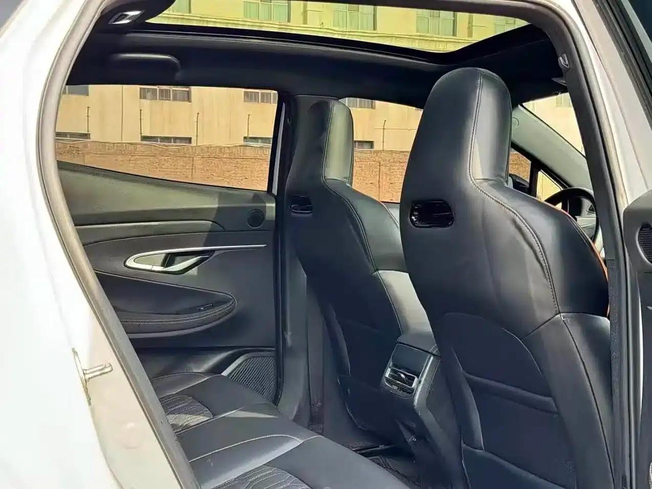 Changan UNI-V 2022 1.5T Sport Edition — миниатюра 7