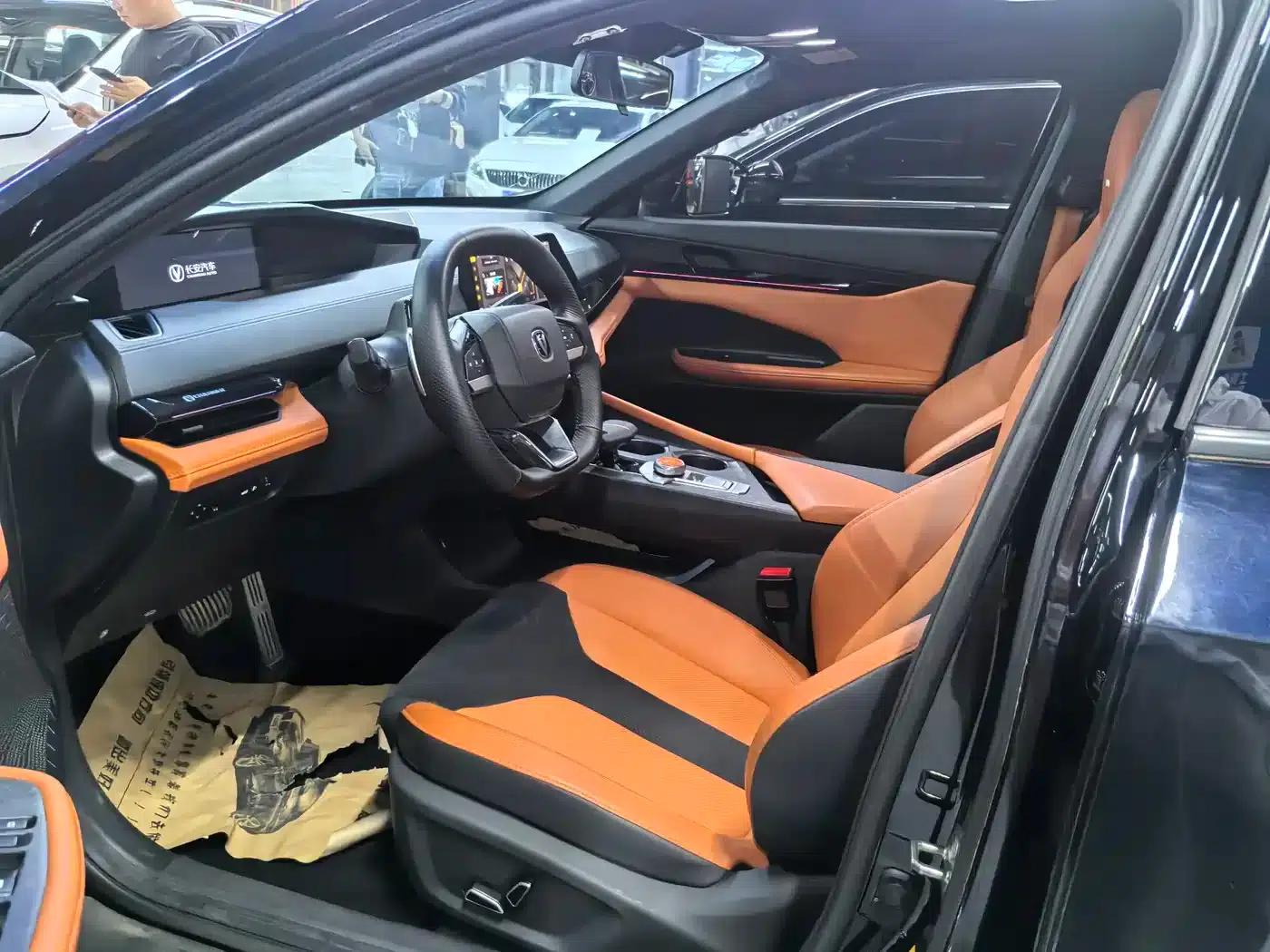 Changan UNI-V 2023 1.5T Sport Edition — миниатюра 7