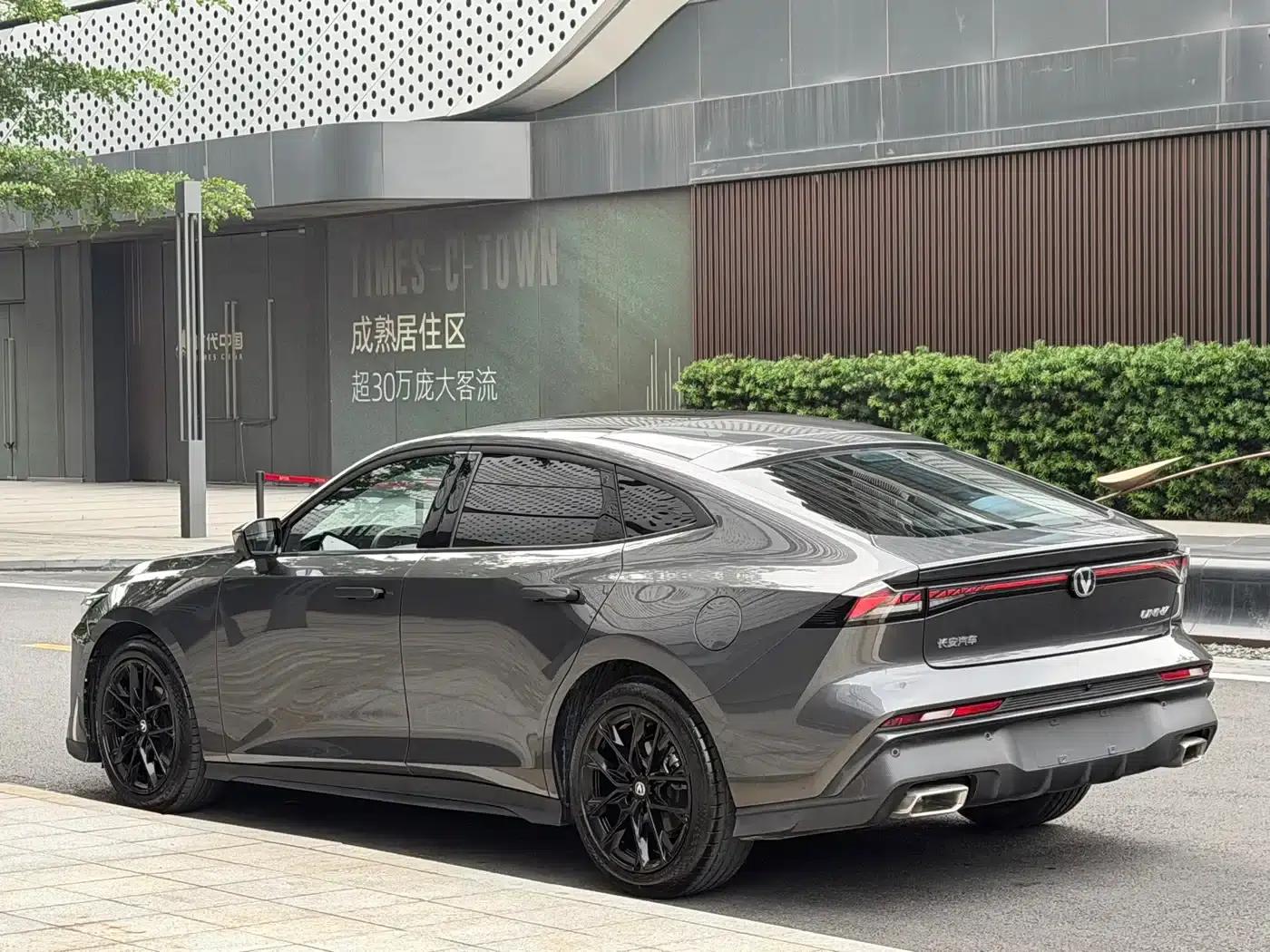 Changan UNI-V 2025 Model, Third Generation, 1.5T 500Bar Premium Edition — миниатюра 5
