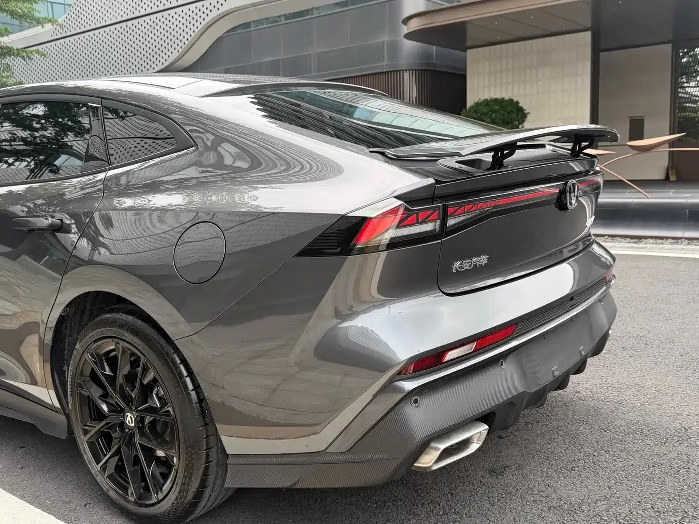 Changan UNI-V 2025 Model, Third Generation, 1.5T 500Bar Premium Edition — миниатюра 10