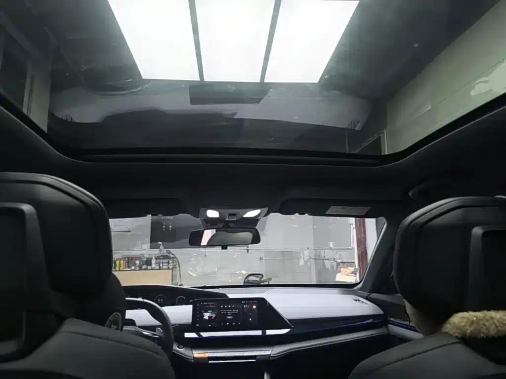 Changan UNI-V 2022 1.5T Premium Edition — миниатюра 18