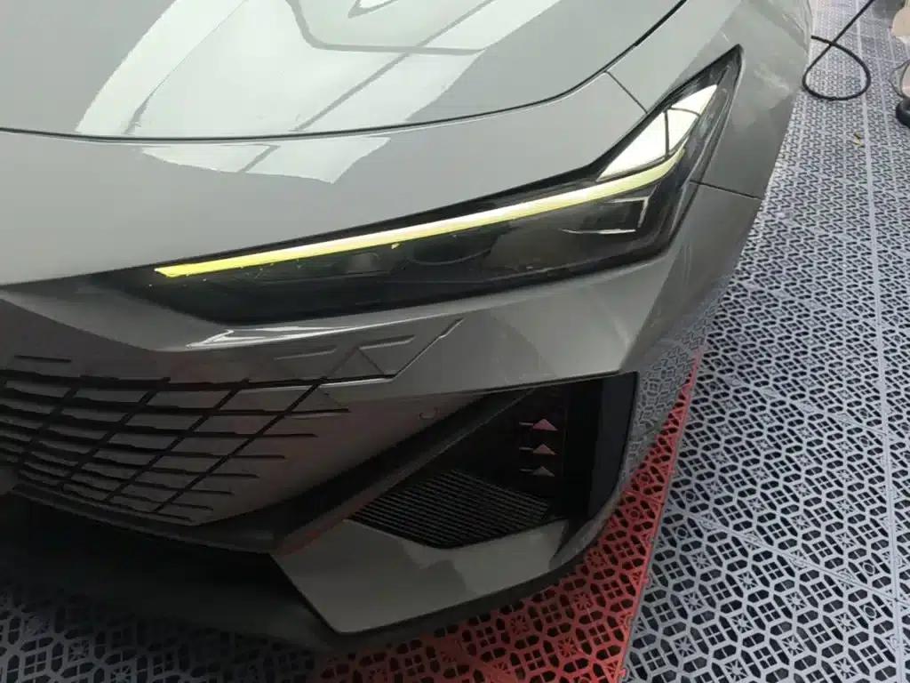 Changan UNI-V 2022 1.5T Premium Edition — миниатюра 24