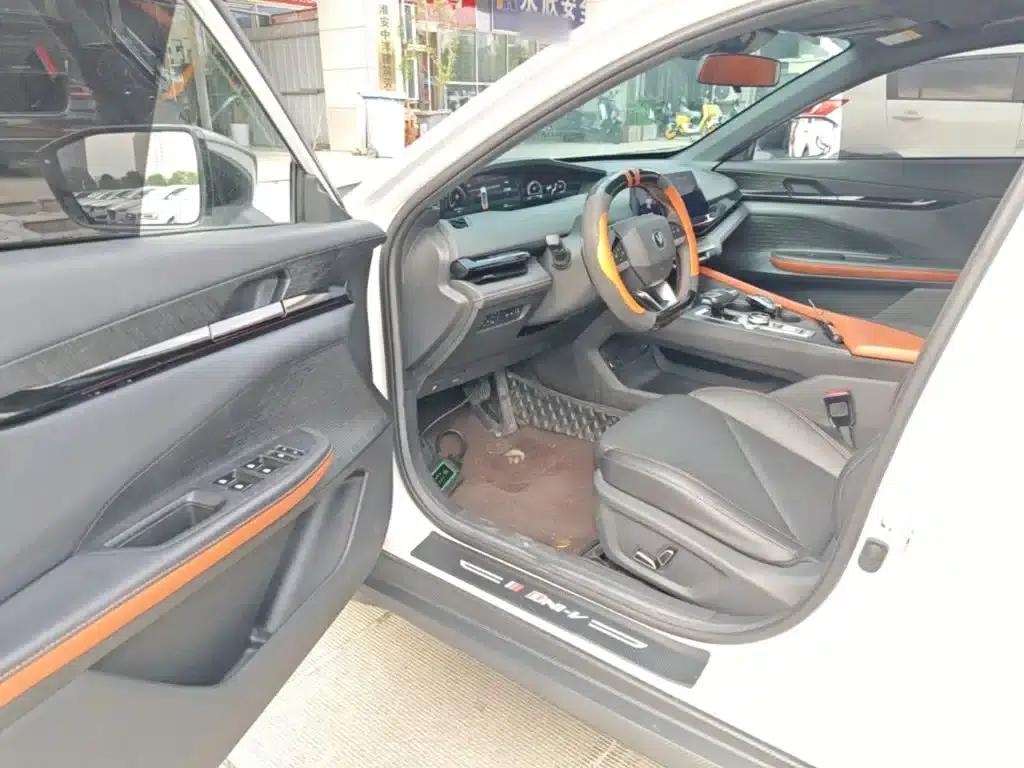Changan UNI-V 2022 1.5T Premium Edition — миниатюра 16