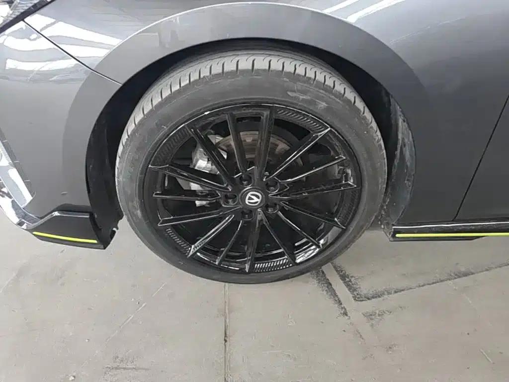 Changan UNI-V 2022 1.5T Sport Edition — миниатюра 23
