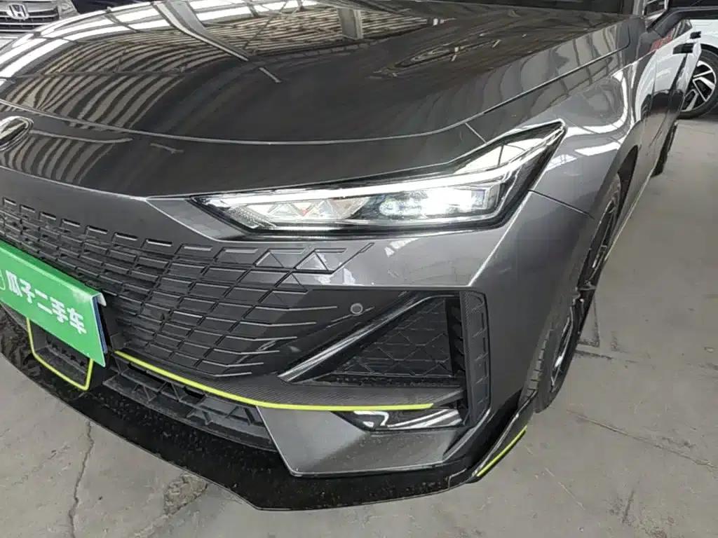 Changan UNI-V 2022 1.5T Sport Edition — миниатюра 24